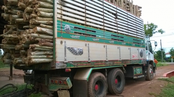 ขาย ISUZU DECA 320 ปี 49 คัสซีสวยตลอดเส้น เครื่องเดิม เกียร์เดิม ลูก 3 คาน 7 เมตร ทะเบียนพร้อมโอนครับ ขาย ISUZU DECA 320 ปี 49 คัสซีสวยตลอดเส้น เครื่องเดิม เกียร์เดิม ลูก 3 คาน 7 เมตร ทะเบียนพร้อมโอนครับ