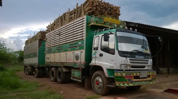 ขาย ISUZU DECA 320 ปี 49 คัสซีสวยตลอดเส้น เครื่องเดิม เกียร์เดิม ลูก 3 คาน 7 เมตร ทะเบียนพร้อมโอนครับ