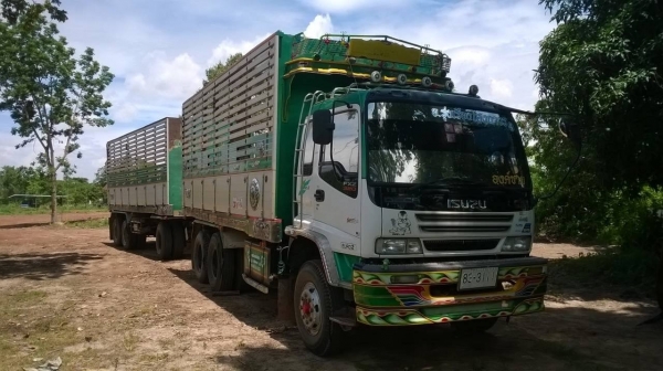 ขาย ISUZU DECA 320 ปี 49 คัสซีสวยตลอดเส้น เครื่องเดิม เกียร์เดิม ลูก 3 คาน 7 เมตร ทะเบียนพร้อมโอนครับ ขาย ISUZU DECA 320 ปี 49 คัสซีสวยตลอดเส้น เครื่องเดิม เกียร์เดิม ลูก 3 คาน 7 เมตร ทะเบียนพร้อมโอนครับ
