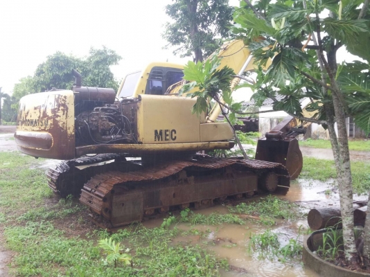 ขาย Komatsu Pc200-6 เหมาๆ 2 คัน ราคา 1,300,000 บาท ขาย Komatsu Pc200-6 เหมาๆ 2 คัน ราคา 1,300,000 บาท