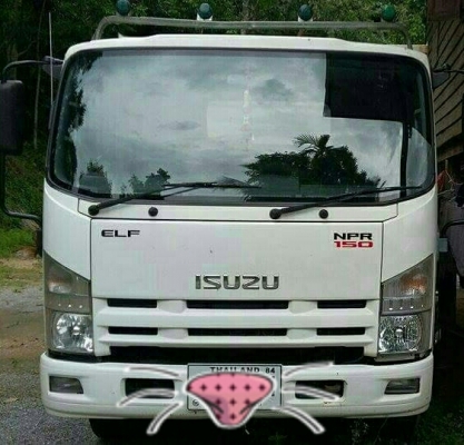 หกล้อ อีซูซุ NPR150 ปี54 ดั้มสามมิตร สภาพดีสวยเดิมทั้งคัน รถใชังานน้อยส่วนมากจอดไม่คนขับ เล่มทะเบียนพร้อมโอน (ราคา 825,000บ) ต่อรองได้ บริการขับส่งฮอดบ้านเลย เด้อครับ