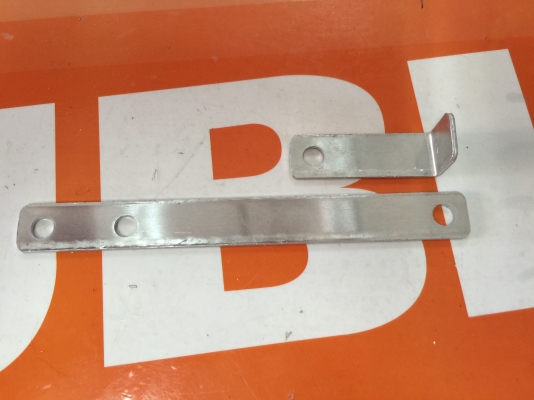 ขายท่อกรองเปลือย MITSUBISHI LANCER ท้ายเบนซ์ ขายท่อกรองเปลือย MITSUBISHI LANCER ท้ายเบนซ์