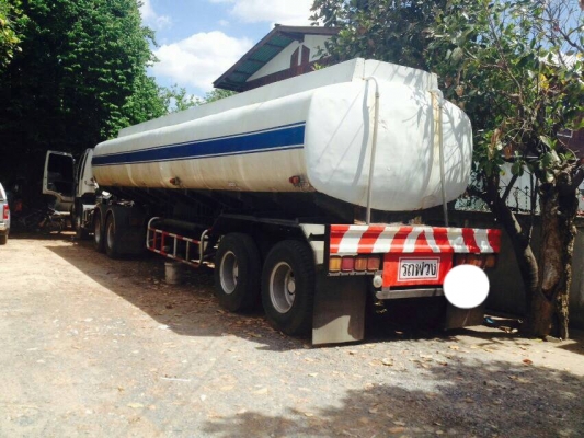 รถบรรทุกหัวลาก 10 ล้อ. HINO FM2K ปี42 ราคา 880,000 บ.