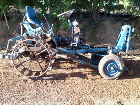 ขายโครงรถไถไทยประดิฐษ์มีใบดันระบบไฮดรอริคราคา 30000