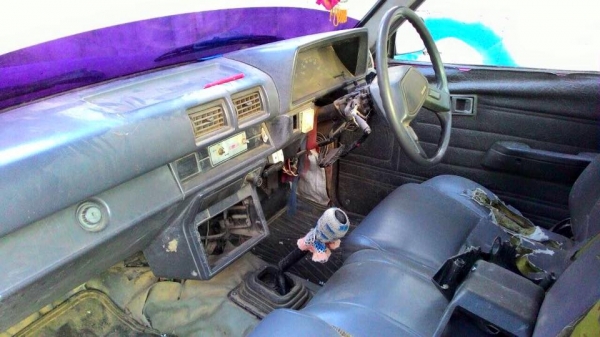 ฮีโร่. ตัวสุดท้ายไมค์มีวัดรอบ เครื่องติด.ขับขี่ได้ แต่ซาบมีเสียง . คัสชีสวยเดิมตลอดเส้น กะบะไม่ผุ. สีสันพอได้ เอกสารพร้อมครบ สนใจ 0930693225 ฮีโร่. ตัวสุดท้ายไมค์มีวัดรอบ เครื่องติด.ขับขี่ได้ แต่ซาบมีเสียง . คัสชีสวยเดิมตลอดเส้น กะบะไม่ผุ. สีสันพอได้ เอกสารพร้อมครบ สนใจ 0930693225