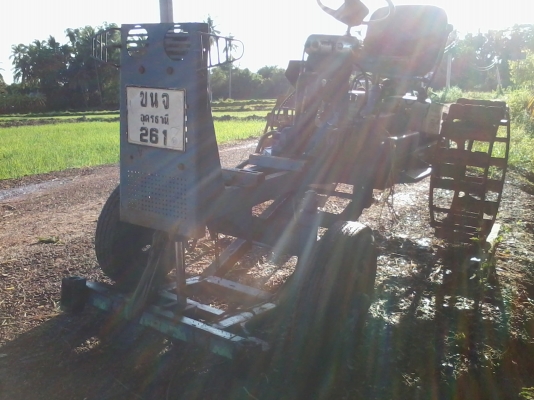 ขายโครงรถไถไทยประดิฐษ์มีไฮดรอริคใบดันหน้า ราคา 13000