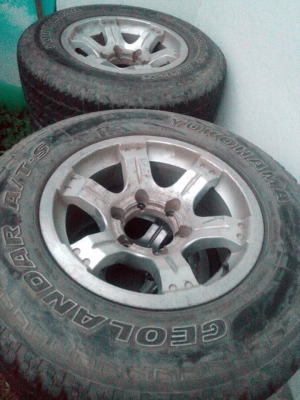 ล้อแม็กขอบ15 /225/70 พร้อมยาง4เส้น