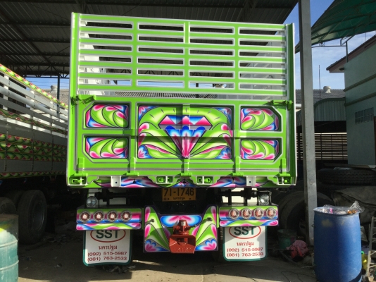 ขาย10ล้อHINO2k2เพลาดั้มมีระบบลากจูงพร้อมแอร์เย็นเล่มพร้อมโอน