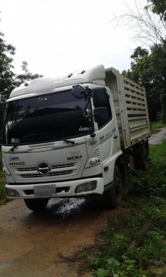รถบรรทุก 6 ล้อ HINO 175 ปี 55 รถสวย พร้อมใช้ครับ รถบรรทุก 6 ล้อ HINO 175 ปี 55 รถสวย พร้อมใช้ครับ