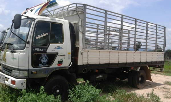 HINO FC4J 140แรง ห้างแท้ปี 42 กะบะยาว 5.5 ม. อย่างสวย พร้อมคอกอย่างงาม