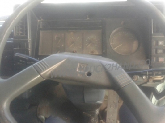 รถบรรทุก 10 ล้อดัมพ์ ISUZU ROCKY