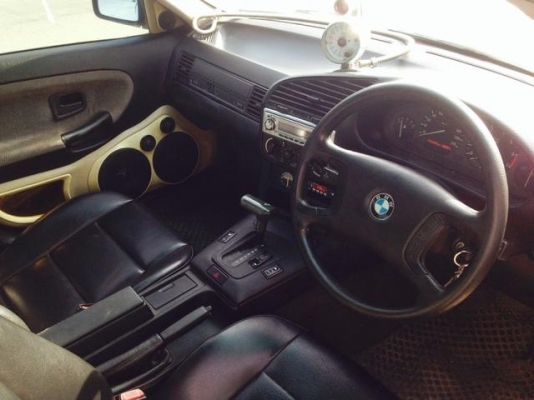 BMW E36  ปี93  เกียร์ออโต้  แก๊สหัวฉีดถังโดนัท  กล็อฟ์ 0804465223