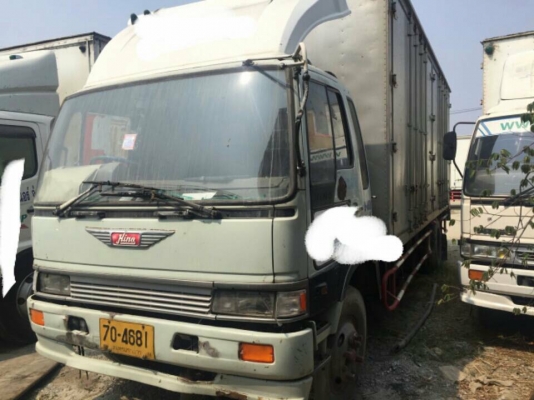 หกล้อ HINO FF3H 195แรง รถห้างปี45 บรรทุกตู้ สภาพพร้อมใช้งาน ทะเบียนพร้อมโอน ^^ มี3คัน~ราคาเบาๆต่อรองได้ ^^ ครับท่าน