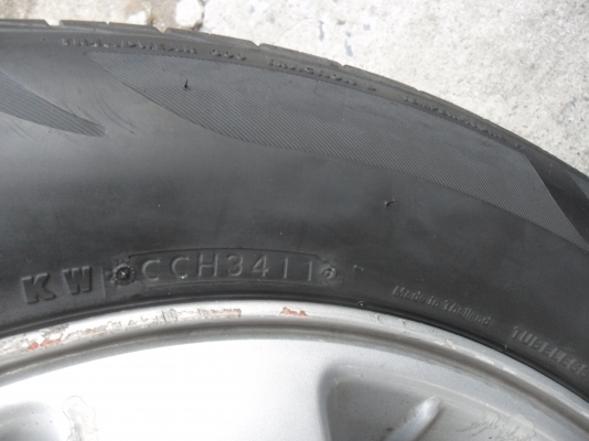 ล้อแม็ก 15นิ้ว 6รู อีซุสุ พร้อมยาง สวยๆ 4 ล้อ ราคา 5300 บาท