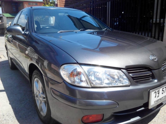 NISSUN ALMERA yung 2003 รถบ้านสภาพสวยๆติดแก๊สหัวฉีดรูปถ่ายสดแบบชัดใกล้ๆ