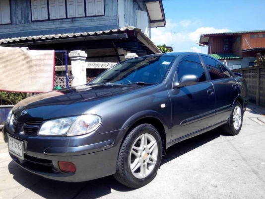NISSUN ALMERA yung 2003 รถบ้านสภาพสวยๆติดแก๊สหัวฉีดรูปถ่ายสดแบบชัดใกล้ๆ