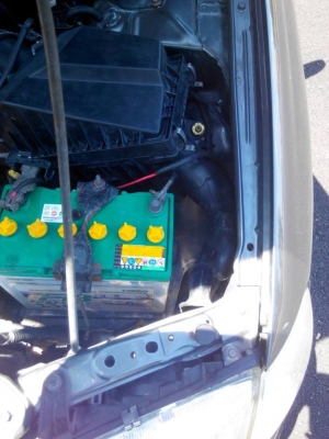 NISSUN ALMERA yung 2003 รถบ้านสภาพสวยๆติดแก๊สหัวฉีดรูปถ่ายสดแบบชัดใกล้ๆ