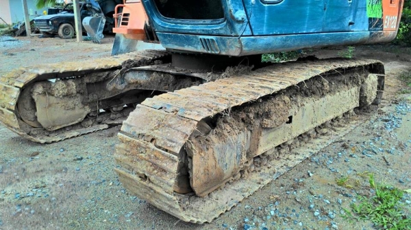 รถแบคโฮ HITACHI EX120-3 รถสวย ไฟฟ้าครบ