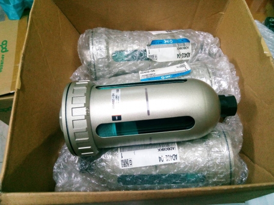 ขาย ออโตเดรนวาล์ว  SMC   สำหรับเดรนน้ำ ( ของใหม่ )