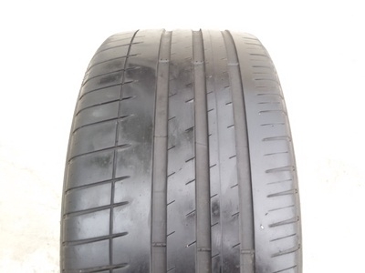 ขายยาง235/40/18 ปี 0313 MICHERLIN PILOT 3  2  เส้น