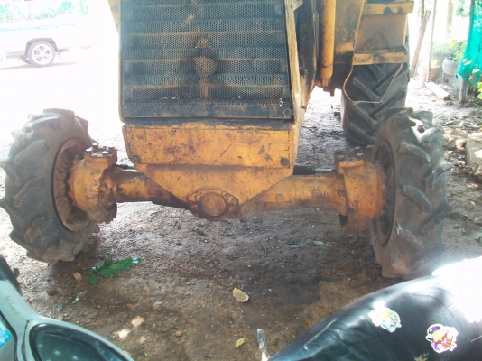 ขายรถหน้าตักหลังขุด case  580F (4x4)