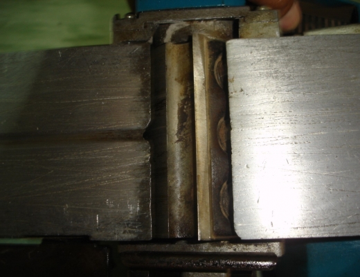 ขายกบไฟฟ้า 3 นิ้ว Makita รุ่น 1100 (750w.)