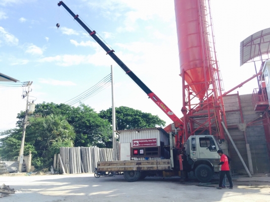 เครนUNIC500 5ตัน6เหลี่ยม6ปลอกวีเทอร์โบ