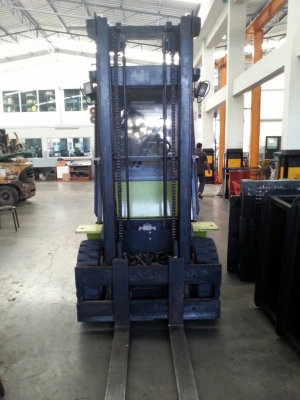 รถยกโฟร์คลิฟท์ ยี่ห้อCLARK