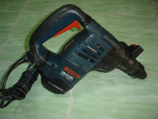 ขายสว่านโรตารี่ 3 ระบบ BOSCH รุ่น GBH 3-28 DFR(800w.)