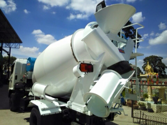 รับต่อรถโม่ปูน 4 คิว