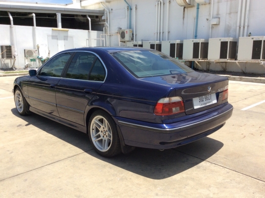 ขายรถ BMW E39 523I ปี97 เครื่องเดิมๆ 2.4 เกียร์ออโต้ทริปโทนิก ติดแก๊ส LPG ระบบหัวฉีด ไฟฟ้าทั้งคัน เบาะหนังแท้สวยๆปรับไฟฟ้า ลายไม้สวย พวงมาลัยมัลติฟังก์ชั่น แอร์ดิจิตอล airbag/abs ตัวถังสวยเดิมสีเงาสวย แม็กAC17" รถขับดีมาก ช่วงล่างแน่นๆ รถสวยพร้อมใช้ง ขายรถ BMW E39 523I ปี97 เครื่องเดิมๆ 2.4 เกียร์ออโต้ทริปโทนิก ติดแก๊ส LPG ระบบหัวฉีด ไฟฟ้าทั้งคัน เบาะหนังแท้สวยๆปรับไฟฟ้า ลายไม้สวย พวงมาลัยมัลติฟังก์ชั่น แอร์ดิจิตอล airbag/abs ตัวถังสวยเดิมสีเงาสวย แม็กAC17" รถขับดีมาก ช่วงล่างแน่นๆ รถสวยพร้อมใช้ง
