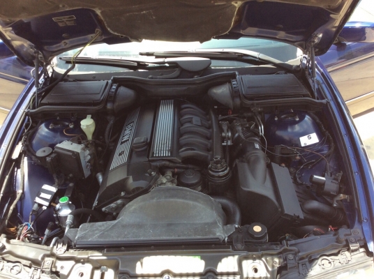 ขายรถ BMW E39 523I ปี97 เครื่องเดิมๆ 2.4 เกียร์ออโต้ทริปโทนิก ติดแก๊ส LPG ระบบหัวฉีด ไฟฟ้าทั้งคัน เบาะหนังแท้สวยๆปรับไฟฟ้า ลายไม้สวย พวงมาลัยมัลติฟังก์ชั่น แอร์ดิจิตอล airbag/abs ตัวถังสวยเดิมสีเงาสวย แม็กAC17" รถขับดีมาก ช่วงล่างแน่นๆ รถสวยพร้อมใช้ง ขายรถ BMW E39 523I ปี97 เครื่องเดิมๆ 2.4 เกียร์ออโต้ทริปโทนิก ติดแก๊ส LPG ระบบหัวฉีด ไฟฟ้าทั้งคัน เบาะหนังแท้สวยๆปรับไฟฟ้า ลายไม้สวย พวงมาลัยมัลติฟังก์ชั่น แอร์ดิจิตอล airbag/abs ตัวถังสวยเดิมสีเงาสวย แม็กAC17" รถขับดีมาก ช่วงล่างแน่นๆ รถสวยพร้อมใช้ง