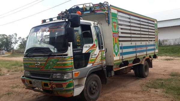 ขายรถ6ล้อดั้มเกษตร HINOFDเครือง17แรง5ดั้มยาว5เมตรรถสวย