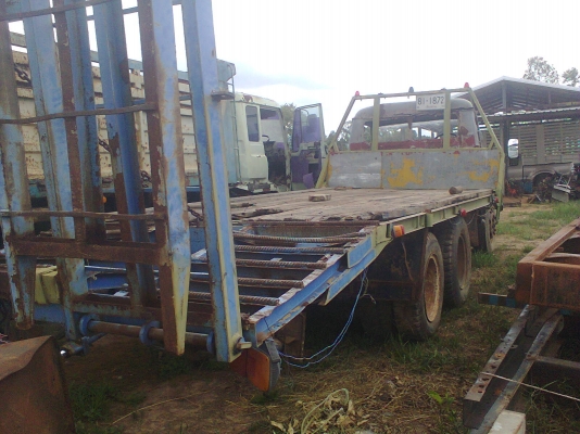 รถเทนเลอร์สิบล้อหัวยาว6bb145แรง