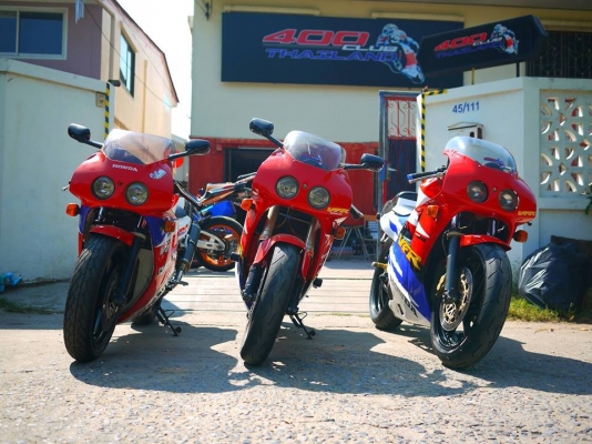 รับสั่งประกอบ nc30 cbr400 พร้อมทะเบียนเเท้ สามารถเลือกสีเลือกลายมาได้เลย