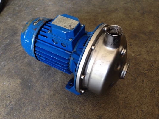 ขายปั้มน้ำหอยโข่งหัวปั้มสแตนเลส Ebara 0.5HP. 380V ขนาดเข้า 1.5นิ้ว ออก 1นิ้ว สภาพสวย พร้อมใช้งาน ขายปั้มน้ำหอยโข่งหัวปั้มสแตนเลส Ebara 0.5HP. 380V ขนาดเข้า 1.5นิ้ว ออก 1นิ้ว สภาพสวย พร้อมใช้งาน