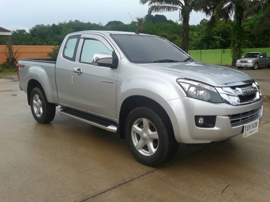 รถไมล์วิ่งน้อย 99,000 รับประกันไมล์แท้100\% มือ 1 รถไม่มีการชนหนัก-พลิกคว่ำ-จมน้ำ