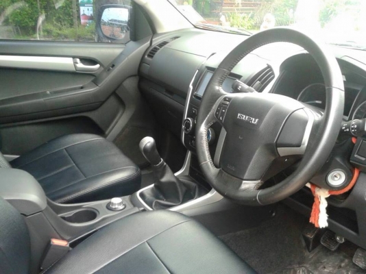 รถไมล์วิ่งน้อย 99,000 รับประกันไมล์แท้100\% มือ 1 รถไม่มีการชนหนัก-พลิกคว่ำ-จมน้ำ