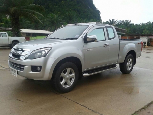 รถไมล์วิ่งน้อย 99,000 รับประกันไมล์แท้100\% มือ 1 รถไม่มีการชนหนัก-พลิกคว่ำ-จมน้ำ