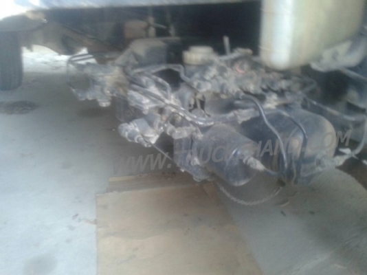 รถบรรทุก 6 ล้อ ISUZU กระบะบรรทุก 195 แรงม้า