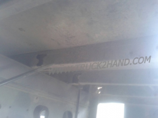 รถบรรทุก 6 ล้อ ISUZU กระบะบรรทุก 195 แรงม้า