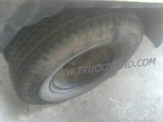 รถบรรทุก 6 ล้อ ISUZU กระบะบรรทุก 195 แรงม้า