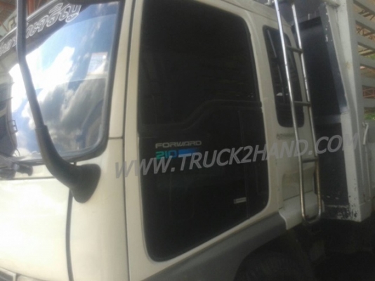 รถบรรทุก 6 ล้อ ISUZU กระบะบรรทุก 195 แรงม้า