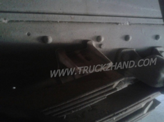 รถบรรทุก 6 ล้อ ISUZU กระบะบรรทุก 195 แรงม้า