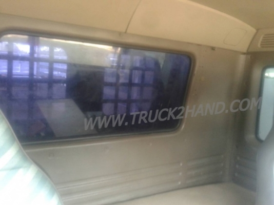 รถบรรทุก 6 ล้อ ISUZU กระบะบรรทุก 195 แรงม้า