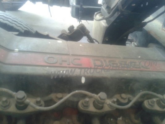 รถบรรทุก 6 ล้อ ISUZU กระบะบรรทุก 195 แรงม้า