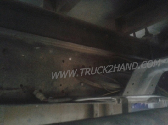 รถบรรทุก 6 ล้อ ISUZU กระบะบรรทุก 195 แรงม้า