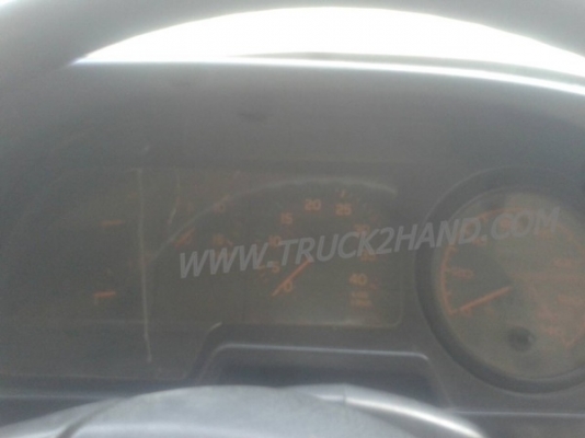 รถบรรทุก 6 ล้อ ISUZU กระบะบรรทุก 195 แรงม้า