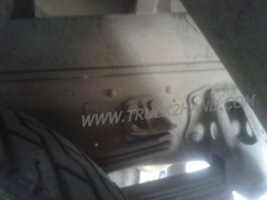 รถบรรทุก 6 ล้อ ISUZU กระบะบรรทุก 195 แรงม้า