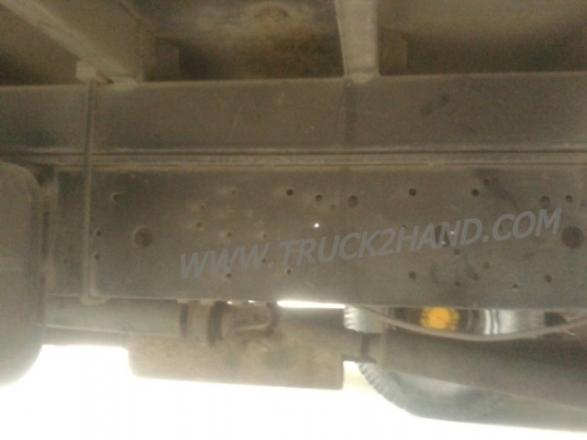 รถบรรทุก 6 ล้อ ISUZU กระบะบรรทุก 195 แรงม้า